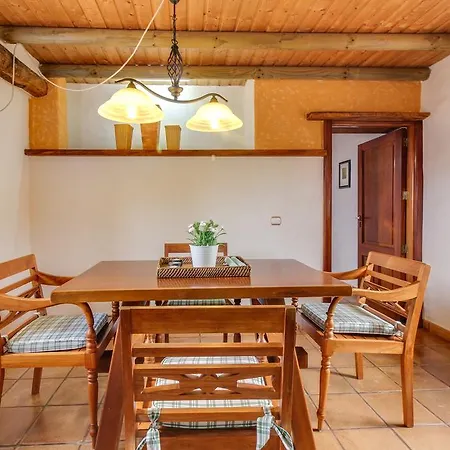 Casa El Mirador * Guinate